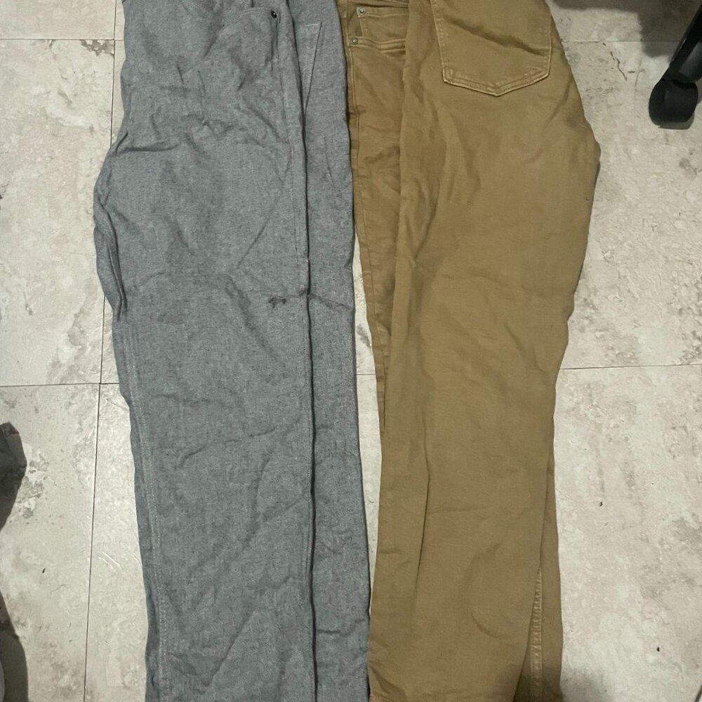 Mens Old Navy Slim Jeans Lot of 2